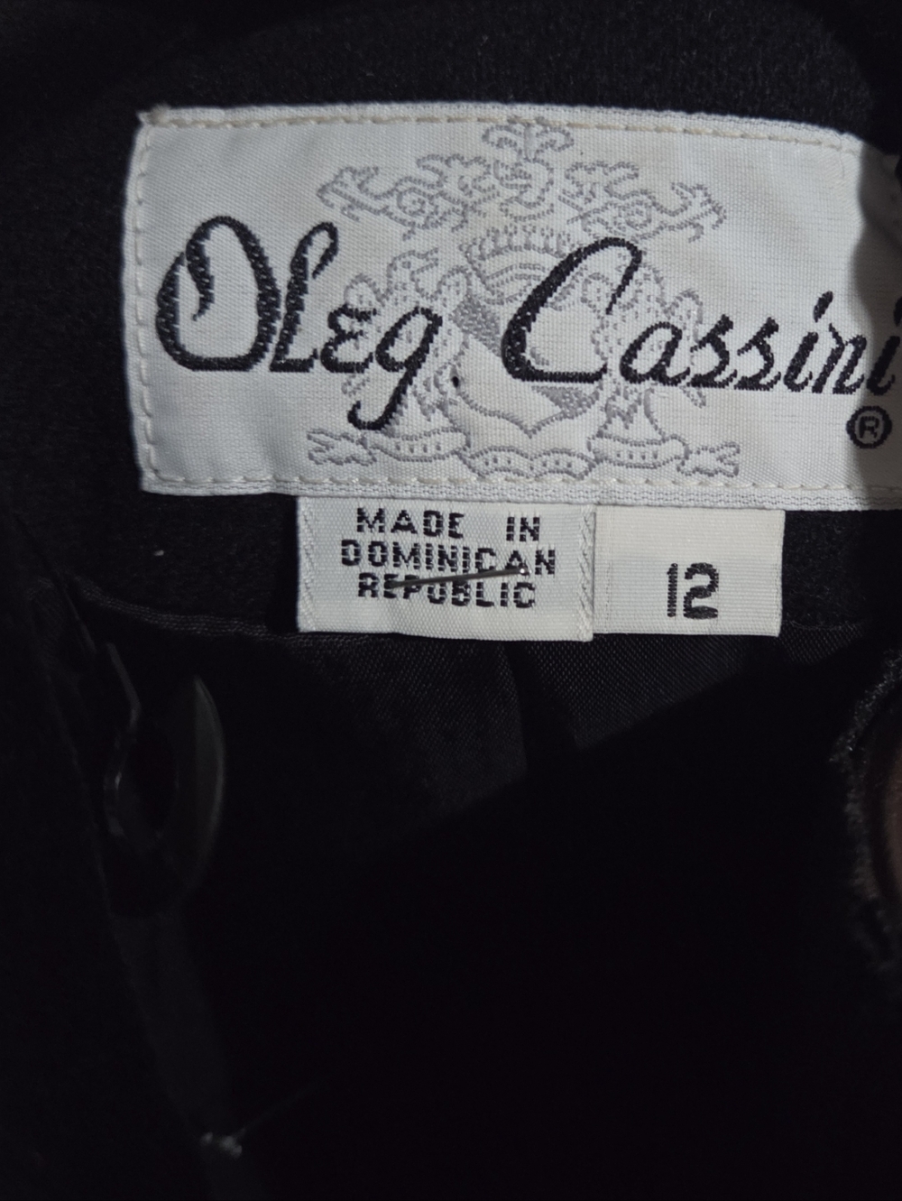 Vintage 80s Oleg Cassini Black Fitted Women's Blazer with Gold Buttons - Picture 2 of 10